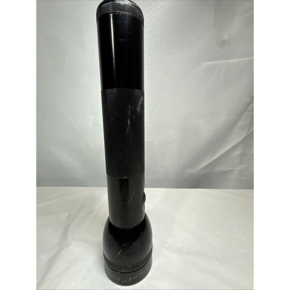 10" MAG-LITE 2D Flashlight -Black MADE IN USA Tested - Picture 6 of 16
